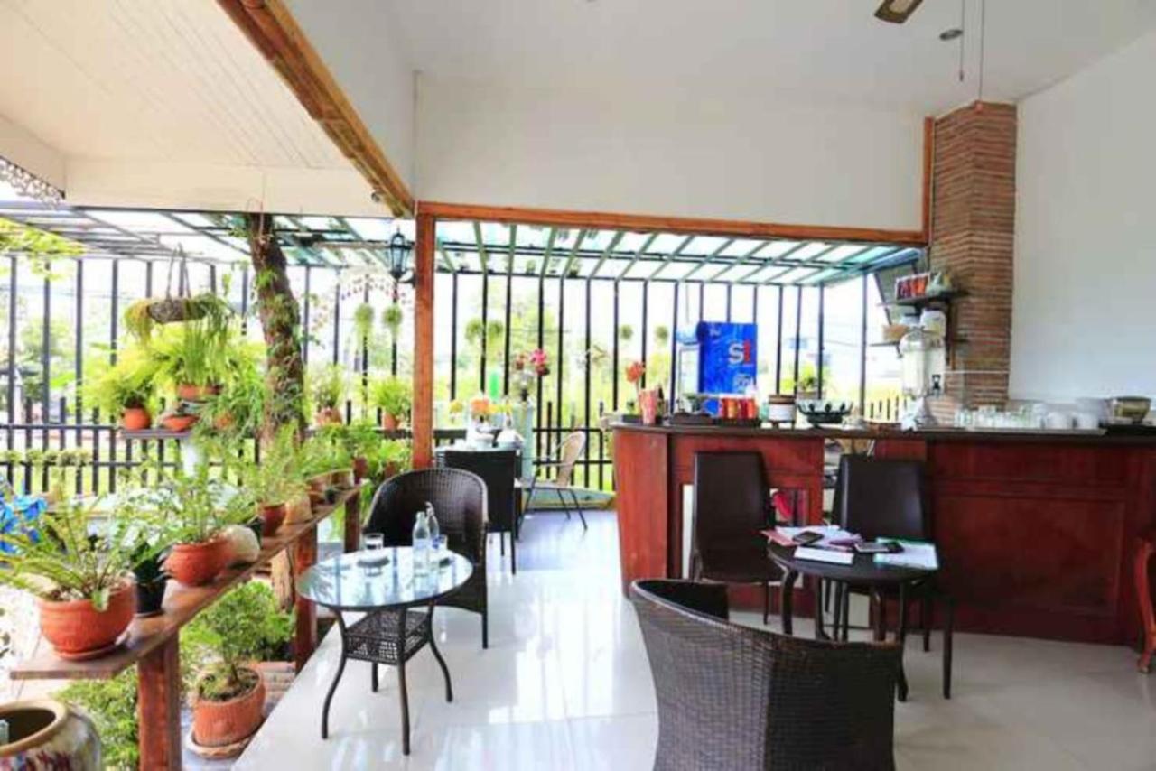 Platinum Place Bangkok Exterior photo