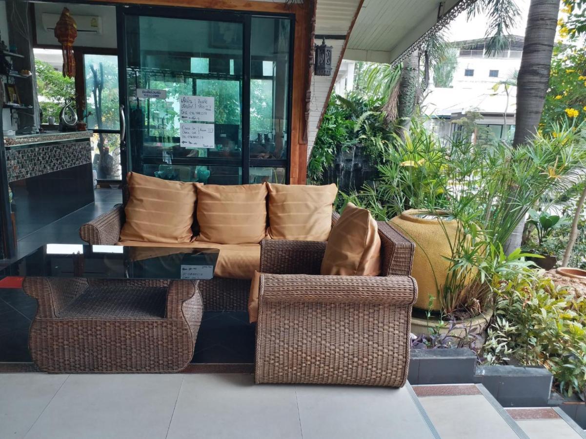 Platinum Place Bangkok Exterior photo